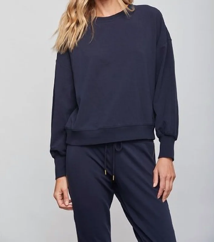 Amara Pullover In Navy